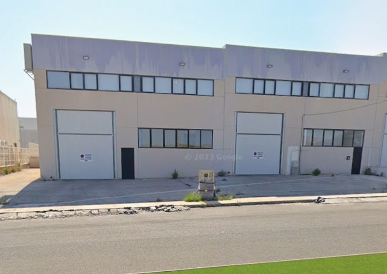 Lote de 2 Naves Industriales señaladas con los numeros 1 y 2 en Parque Industrial Riodel en Muchamiel (Alicante)