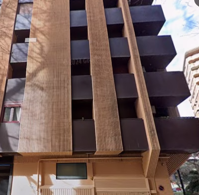 50% vivienda sita en Valencia, Avda.de Aragon nº 34,puerta 37