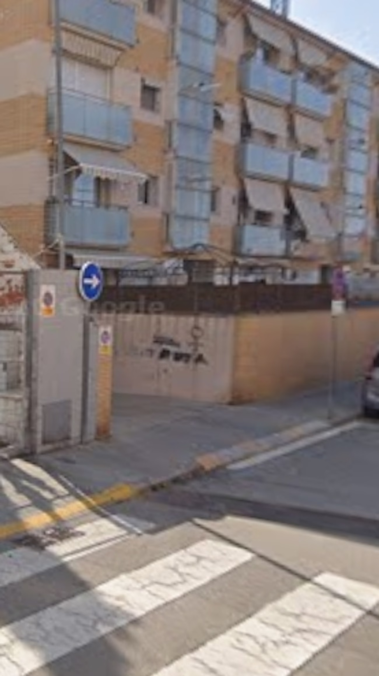 Plaza de Garaje Numero 8 en Calle Ordal,100-102 en Terrassa (Barcelona)